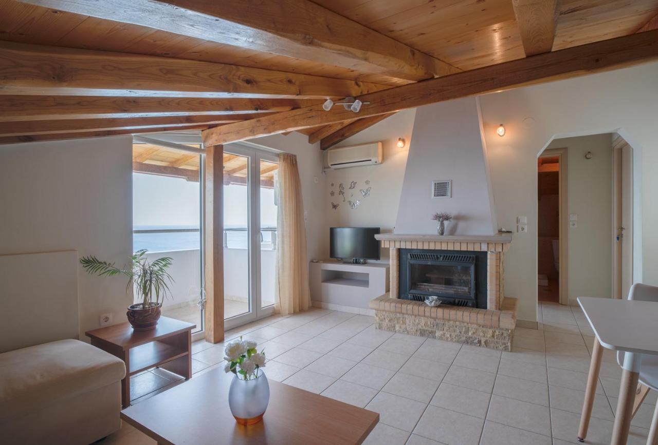 Pantheon Attic Appartement Alónnisos Buitenkant foto