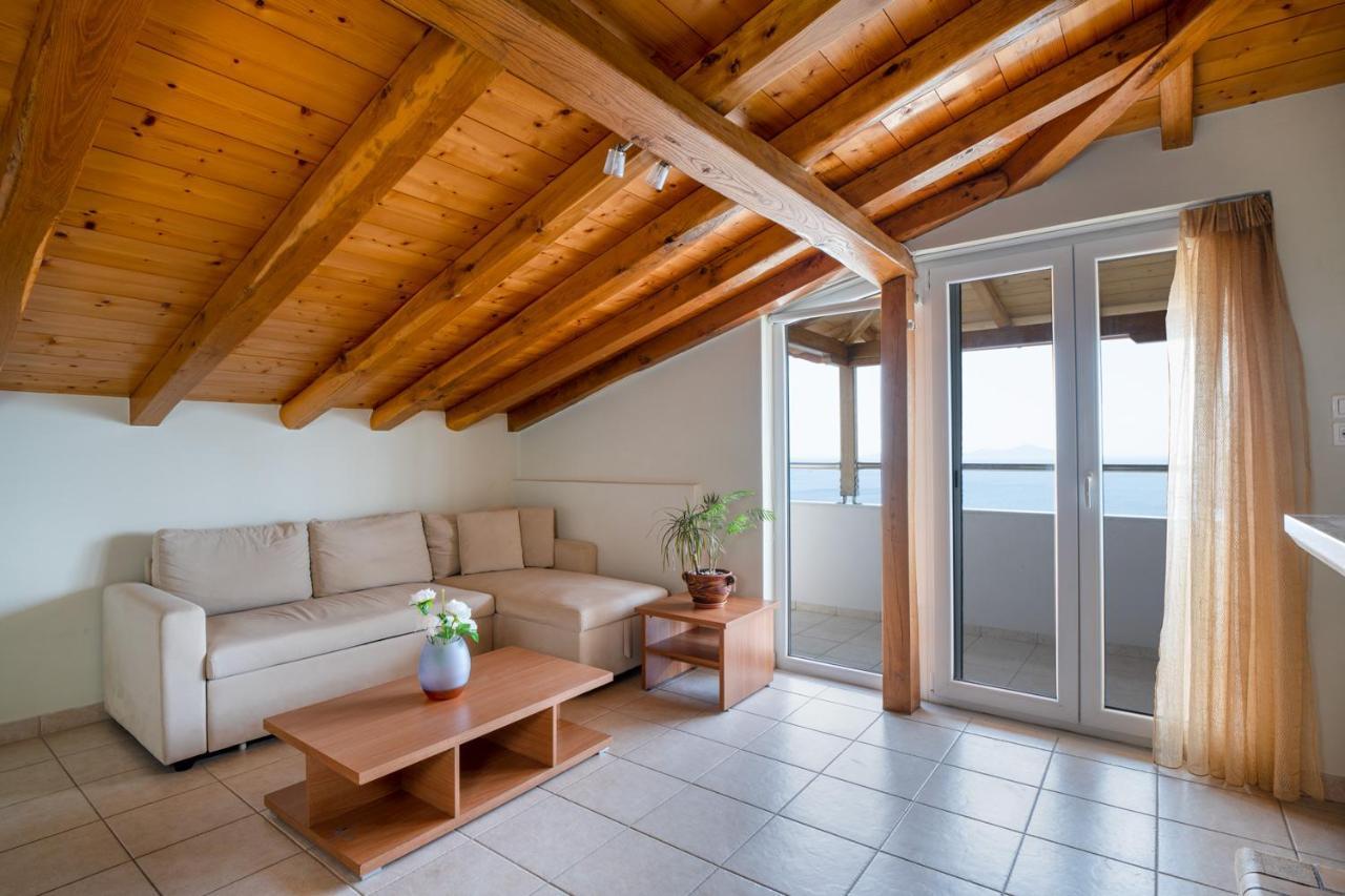 Pantheon Attic Appartement Alónnisos Buitenkant foto